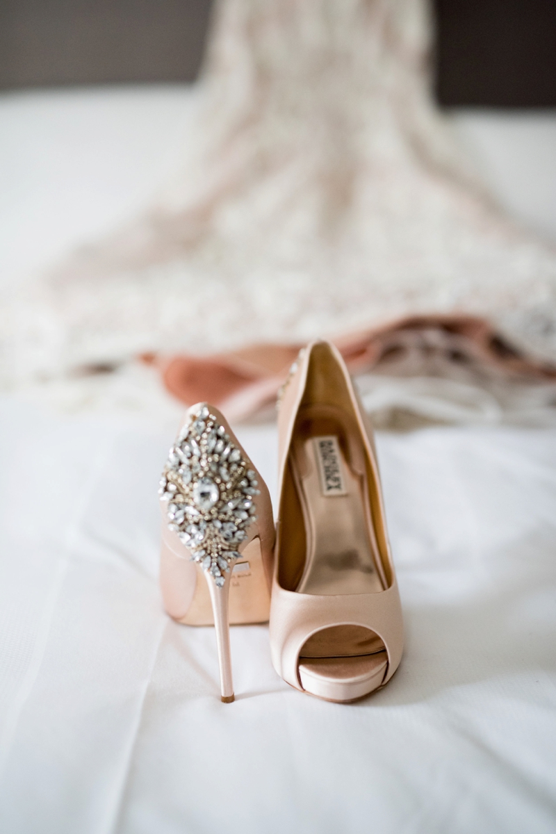 An Elegant Blush & Gold DC Wedding via TheELD.com