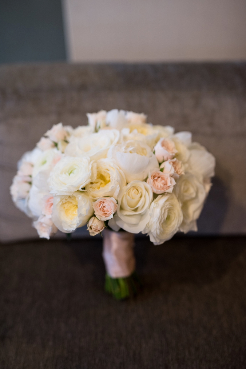 An Elegant Blush & Gold DC Wedding via TheELD.com