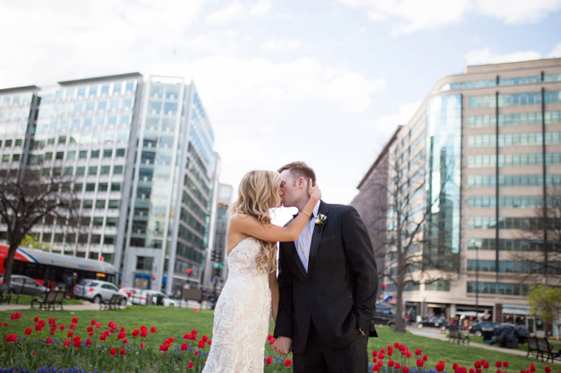 An Elegant Blush & Gold DC Wedding via TheELD.com