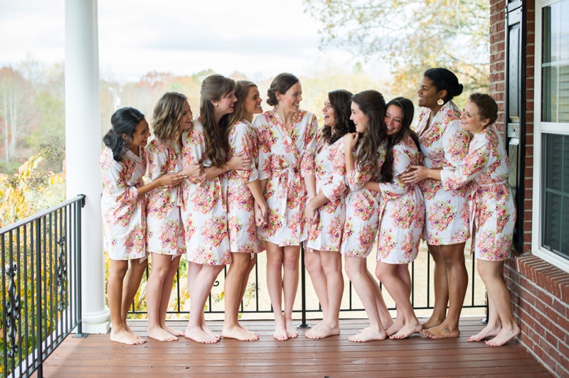 Rustic Elegant Georgia Barn Wedding via TheELD.com