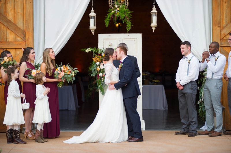 Rustic Elegant Georgia Barn Wedding via TheELD.com