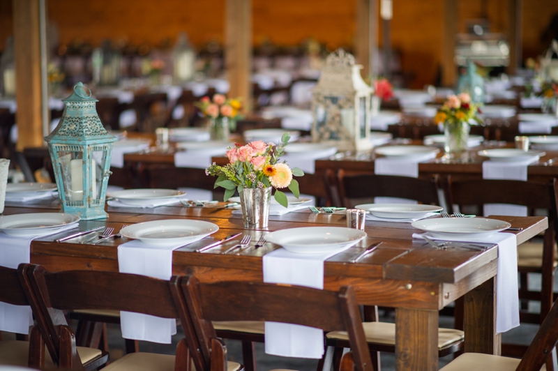 Rustic Elegant Georgia Barn Wedding via TheELD.com