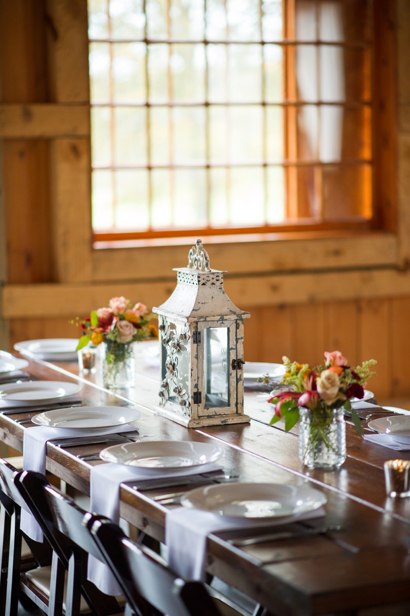 Rustic Elegant Georgia Barn Wedding via TheELD.com