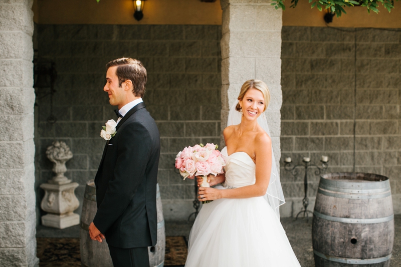 An Elegant Blush & Gold Seattle Wedding via TheELD.com