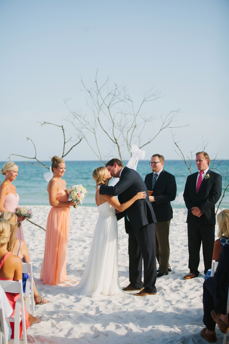 Watercolor Inspired Santa Rosa Beach Wedding via TheELD.com