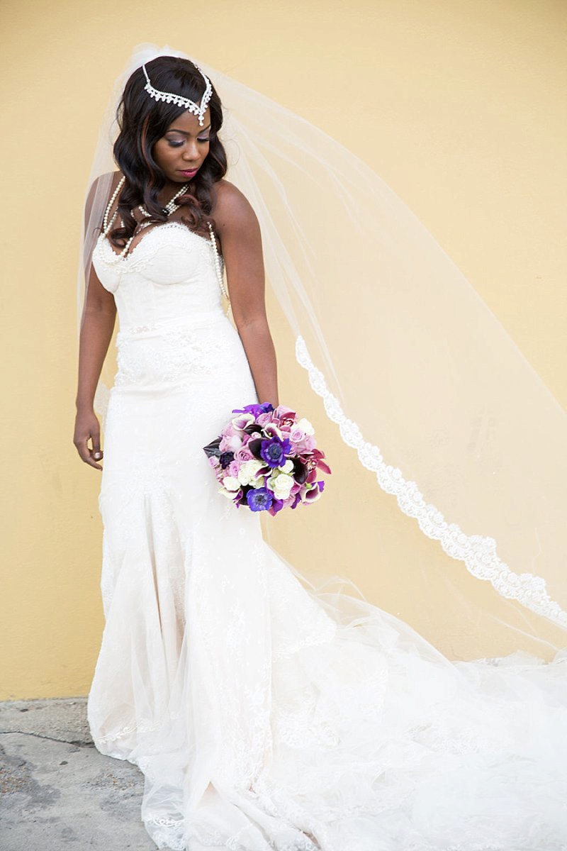 A Colorful & Glamorous New Orleans Wedding via TheELD.com