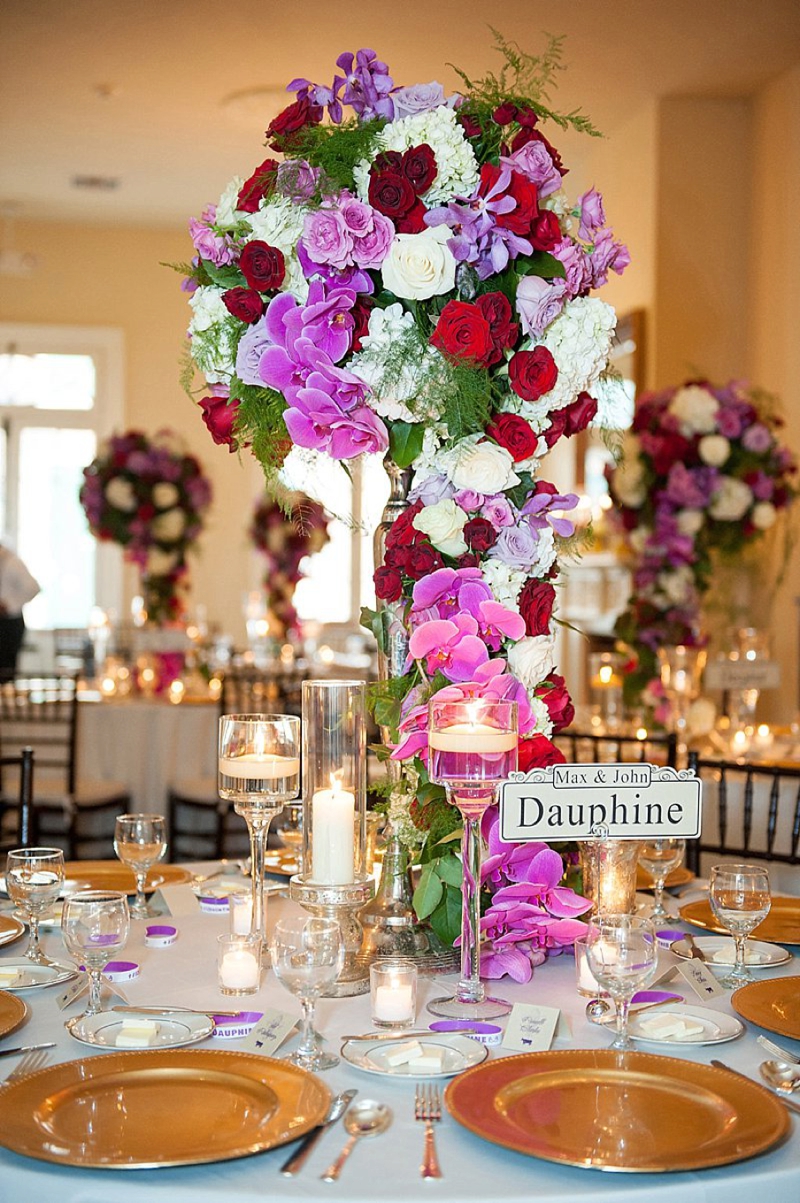 A Colorful & Glamorous New Orleans Wedding via TheELD.com