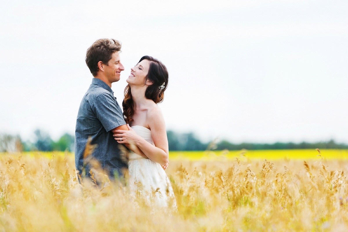 A Colorful Rustic Farm Wedding via TheELD.com