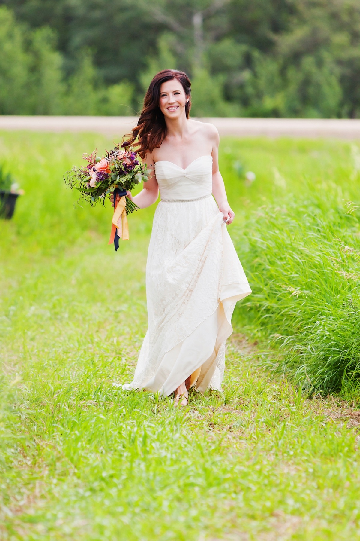 A Colorful Rustic Farm Wedding via TheELD.com