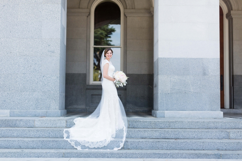 An Elegant Outdoor Sacramento Wedding via TheELD.com