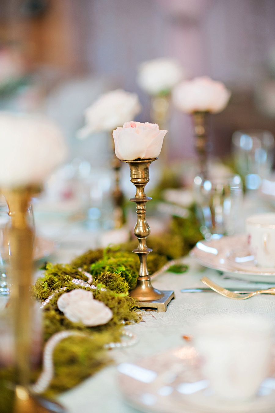 Alice In Wonderland Inspired Vow Renewal Brunch via TheELD.com