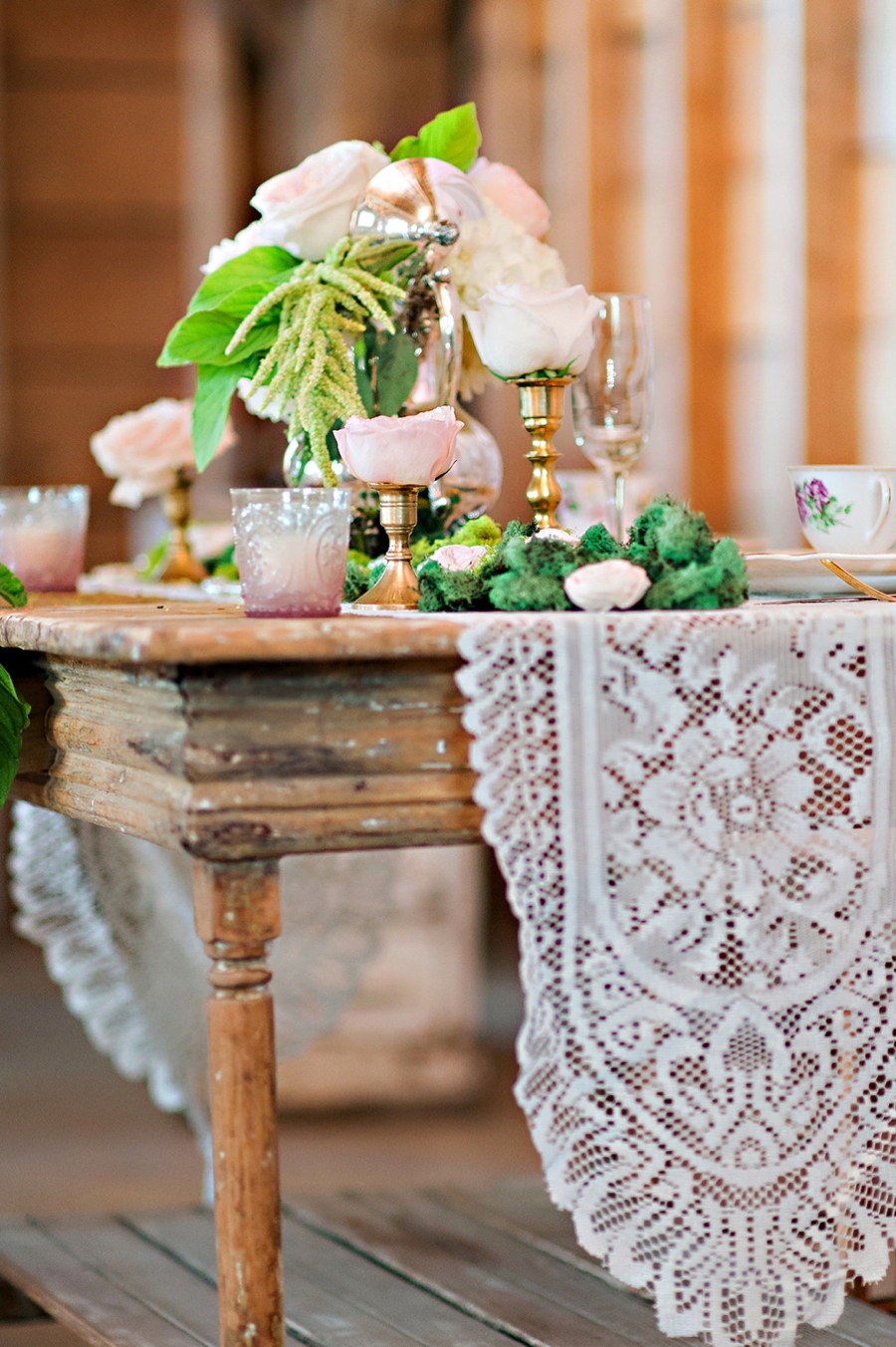 Alice In Wonderland Inspired Vow Renewal Brunch via TheELD.com