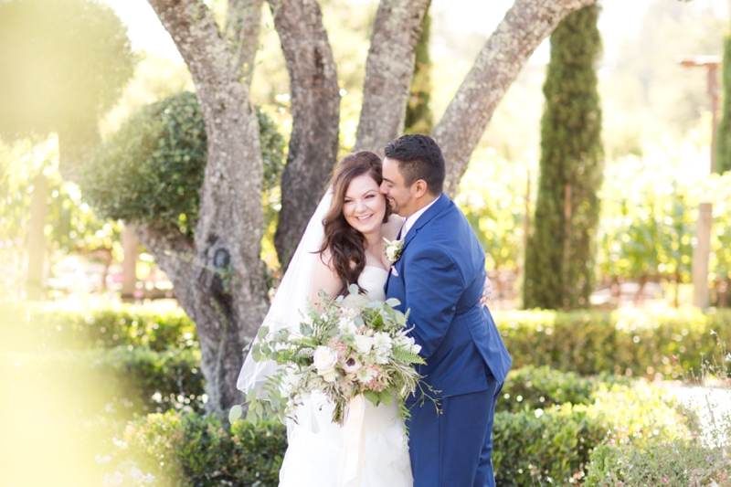 Organic Green & White California Winery Wedding via TheELD.com