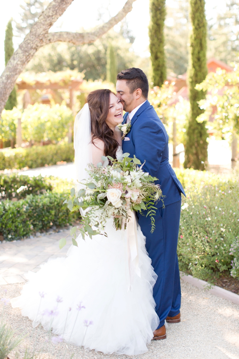 Organic Green & White California Winery Wedding via TheELD.com