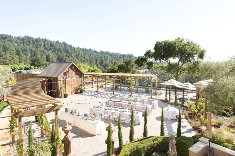 Organic Green & White California Winery Wedding via TheELD.com