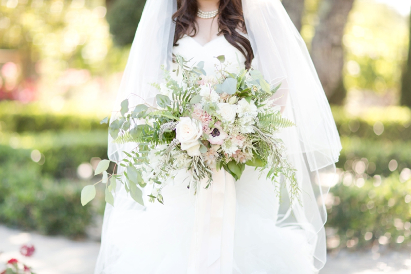 Organic Green & White California Winery Wedding via TheELD.com