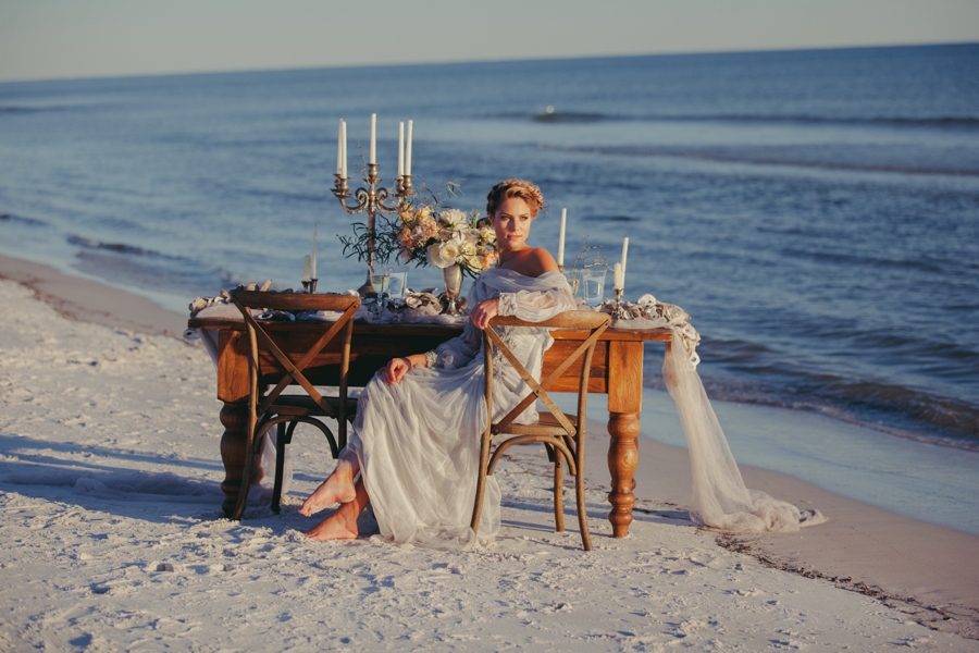 Boho Chic Beach Inspired Wedding Ideas via TheELD.com