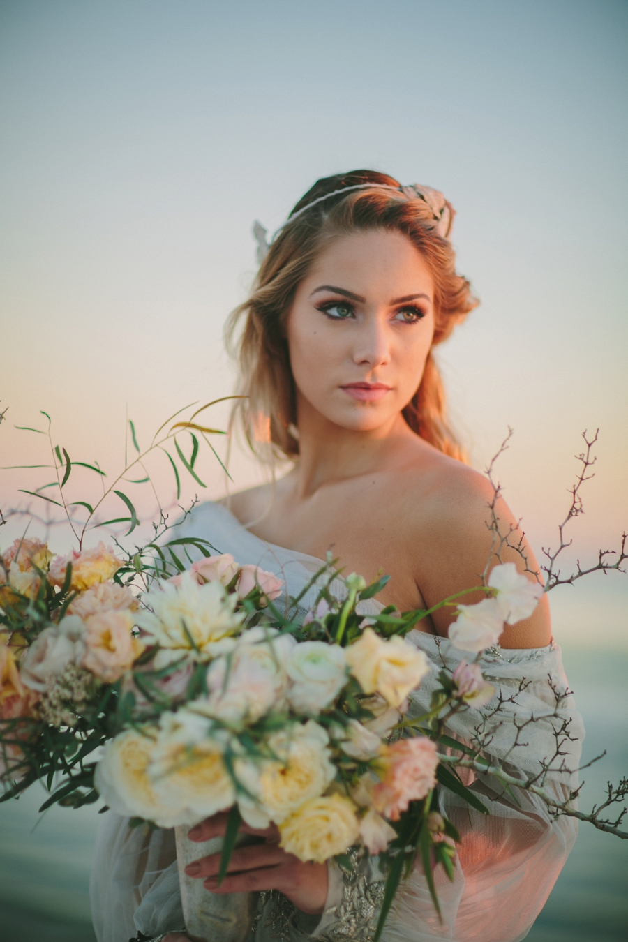 Boho Chic Beach Inspired Wedding Ideas via TheELD.com