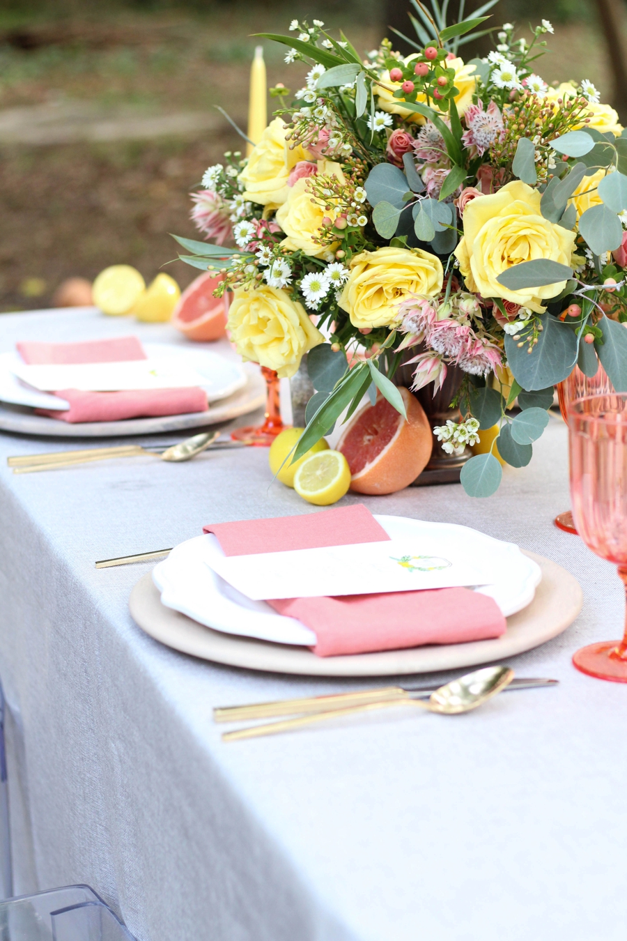 Citrus Inspired Wedding Ideas: 1 Theme, 3 Ways via TheELD.com