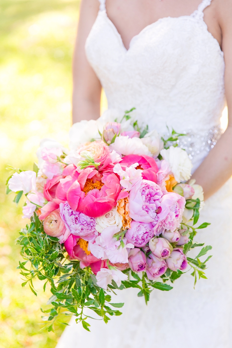 A Colorful & Glam Charleston Wedding via TheELD.com