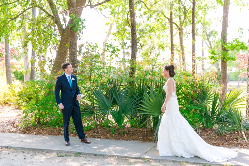 A Colorful & Glam Charleston Wedding via TheELD.com