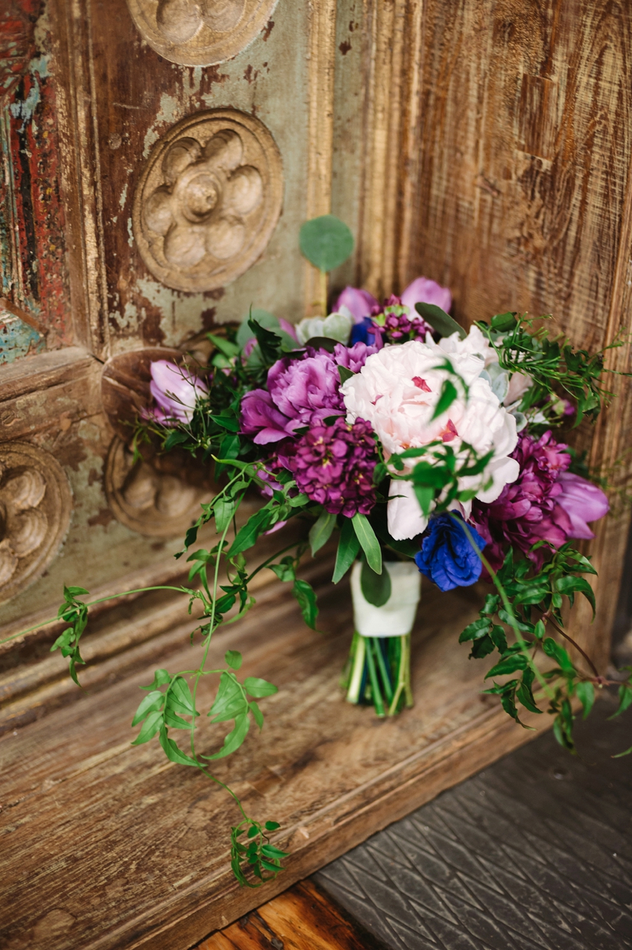 Vintage Eclectic Jewel Toned Chicago Wedding via TheELD.com