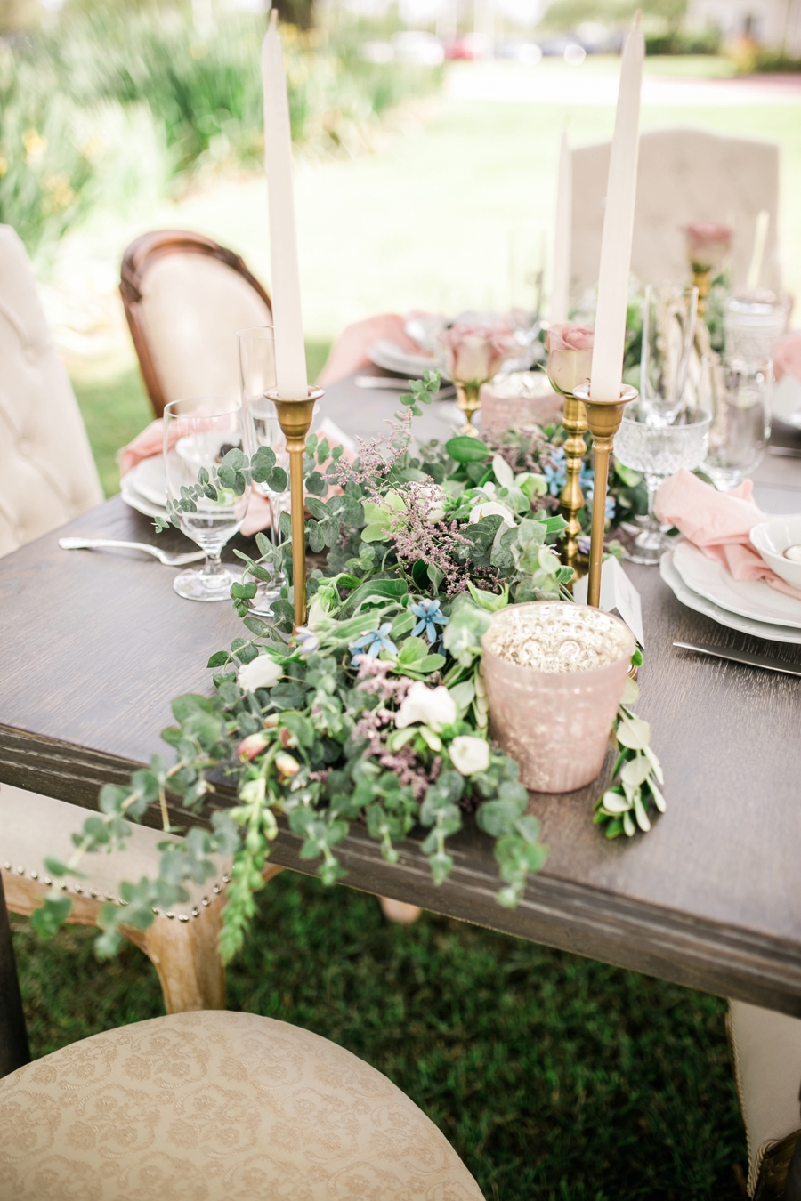 Elegant 1920s Inspired Wedding Ideas via TheELD.com