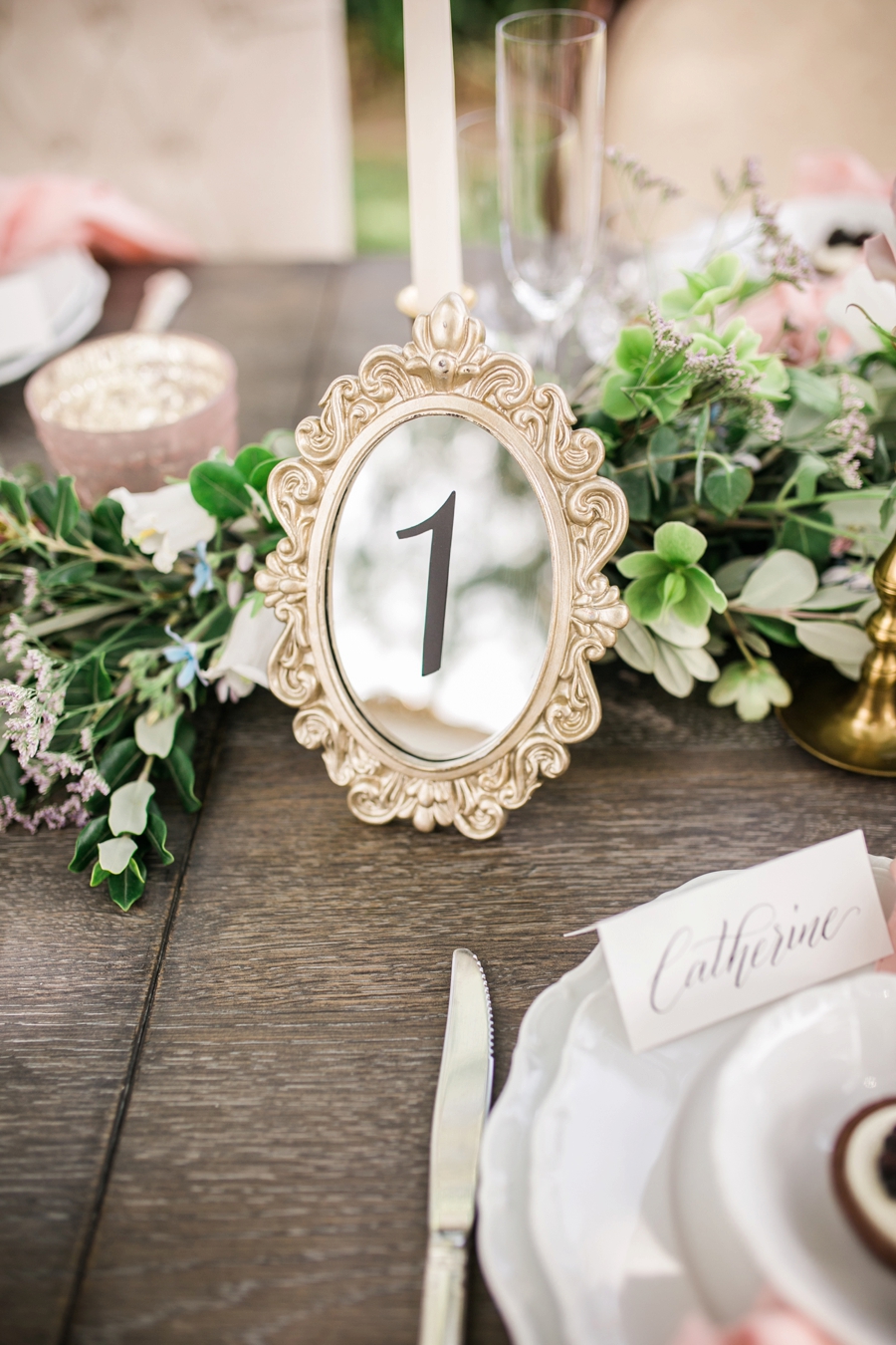 Elegant 1920s Inspired Wedding Ideas via TheELD.com