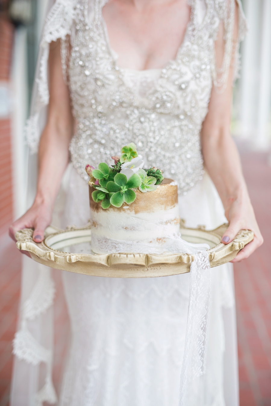 Elegant 1920s Inspired Wedding Ideas via TheELD.com