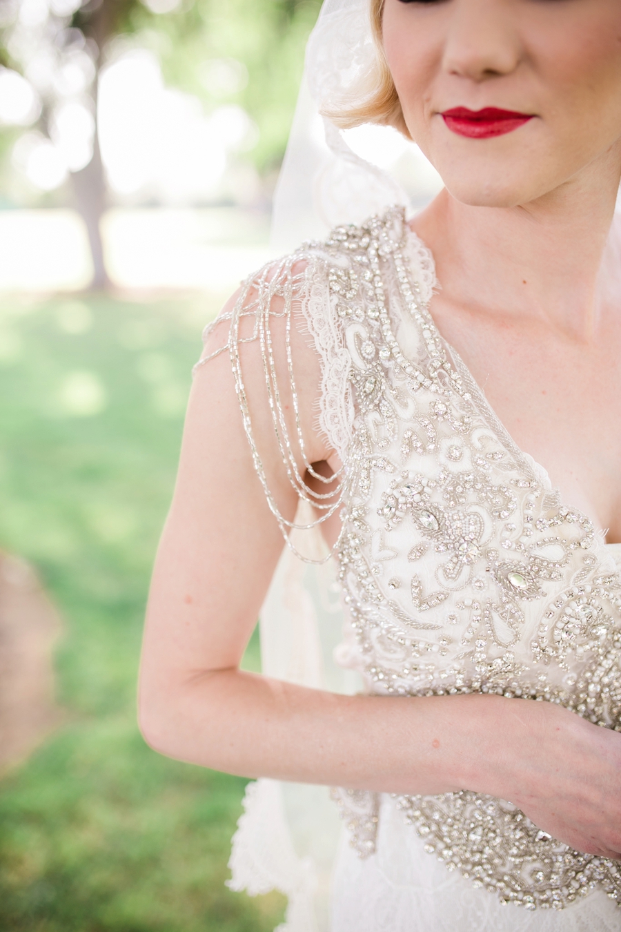 Elegant 1920s Inspired Wedding Ideas via TheELD.com