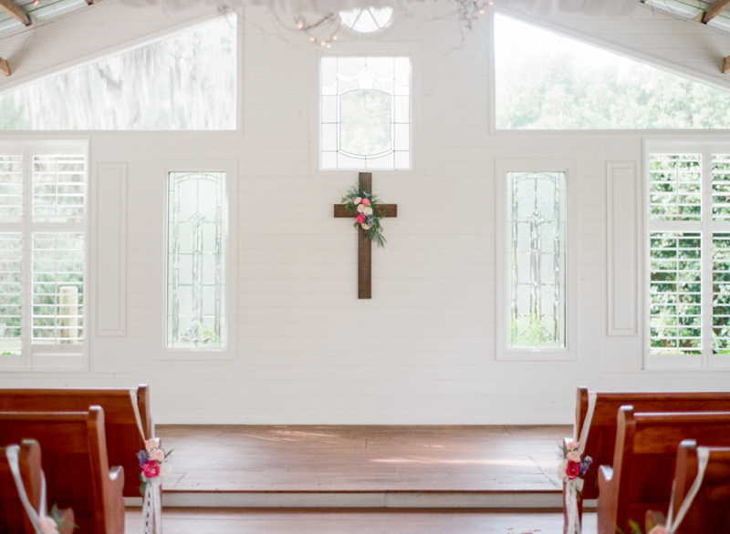 Vintage Romantic Pastel Florida Wedding via TheELD.com