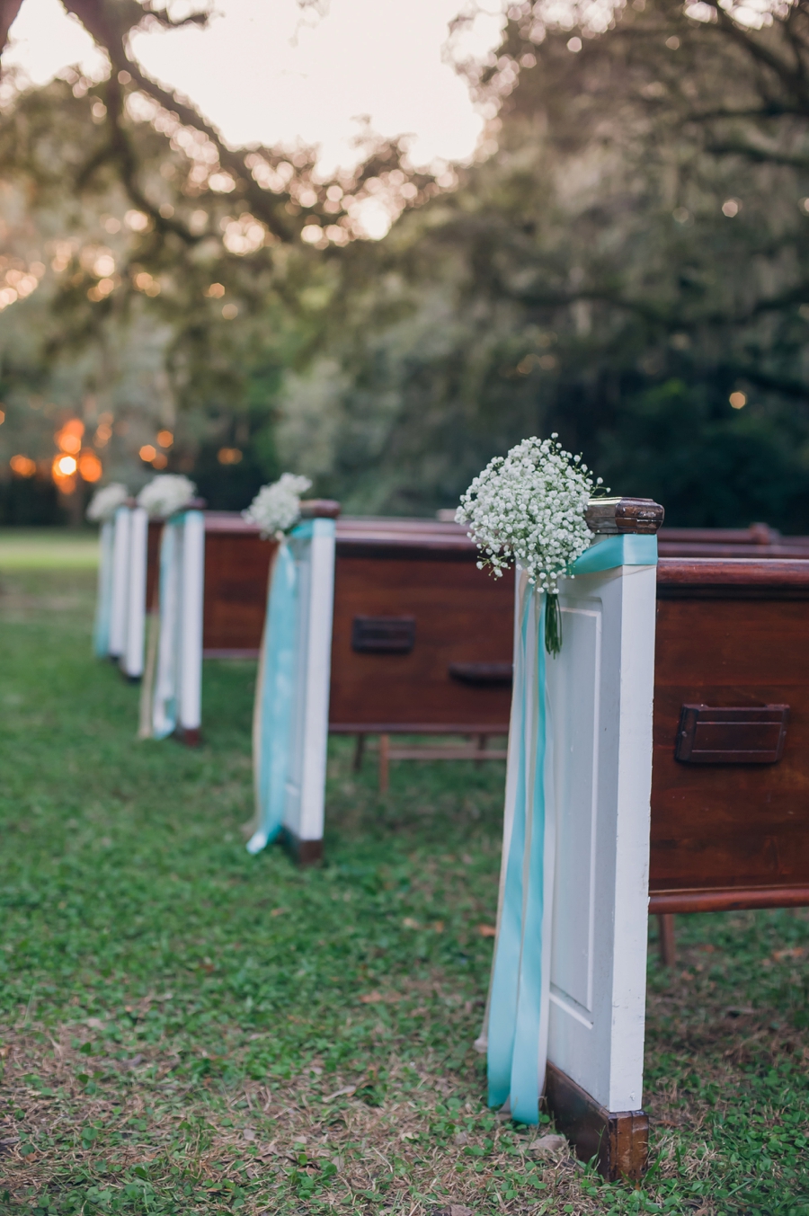 Romantic Blush and Gold Charleston Wedding via TheELD.com