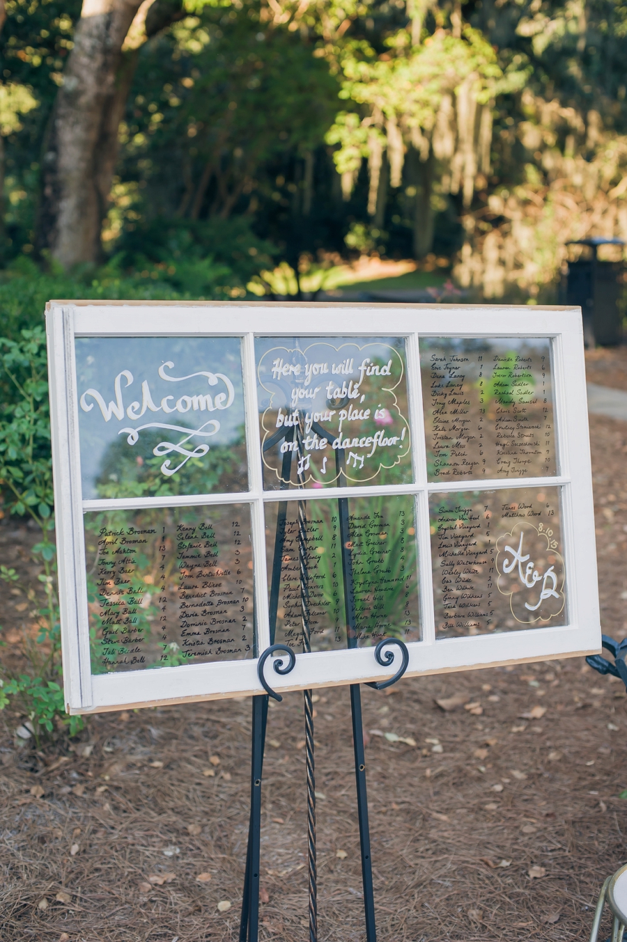 Romantic Blush and Gold Charleston Wedding via TheELD.com