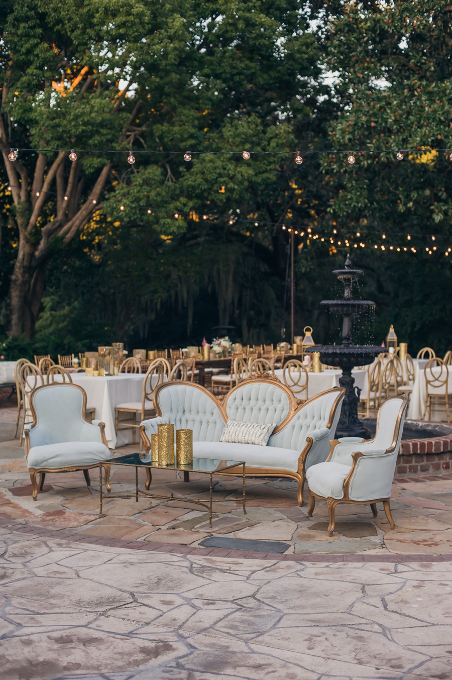 Romantic Blush and Gold Charleston Wedding via TheELD.com