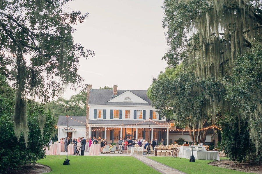 Romantic Blush and Gold Charleston Wedding via TheELD.com