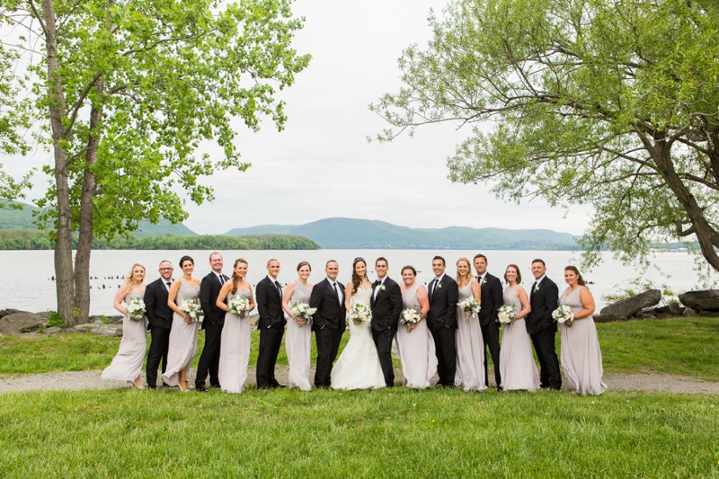 Rustic & Elegant New York Wedding via TheELD.com