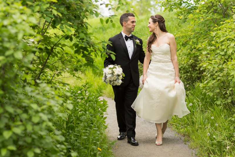 Rustic & Elegant New York Wedding via TheELD.com