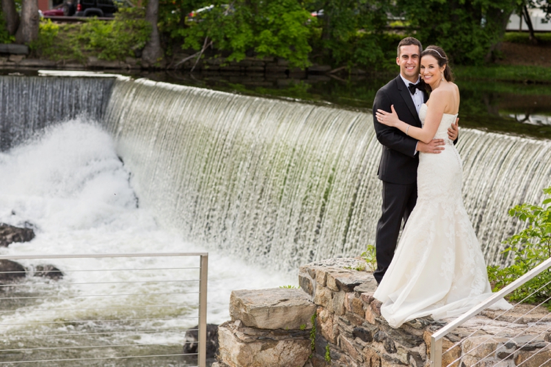 Rustic & Elegant New York Wedding via TheELD.com