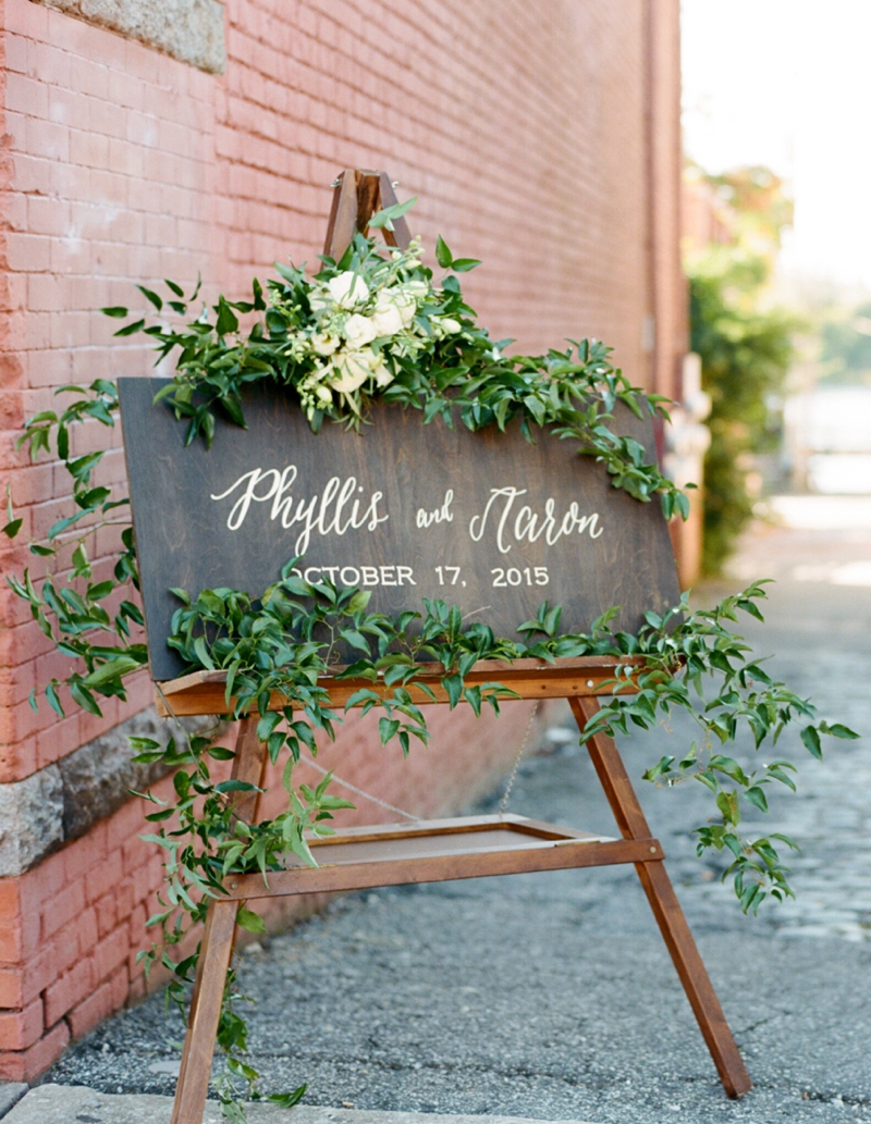 Intimate Copper and White North Carolina Wedding via TheELD.com