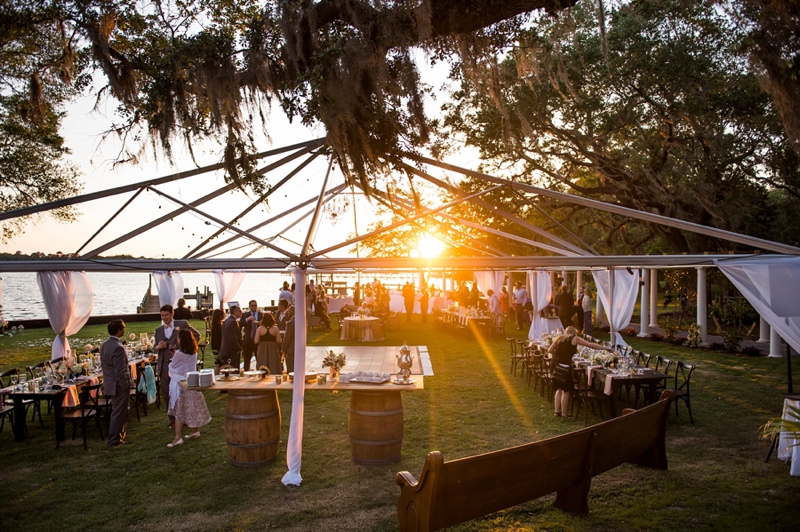 Elegant & Earthy Waterside Wedding in Navarre via TheELD.com