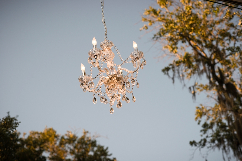 Elegant & Earthy Waterside Wedding in Navarre via TheELD.com