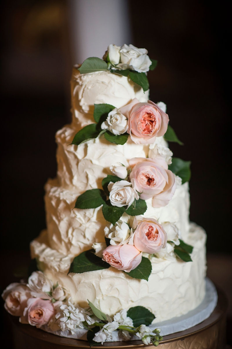 Elegant & Earthy Waterside Wedding in Navarre via TheELD.com