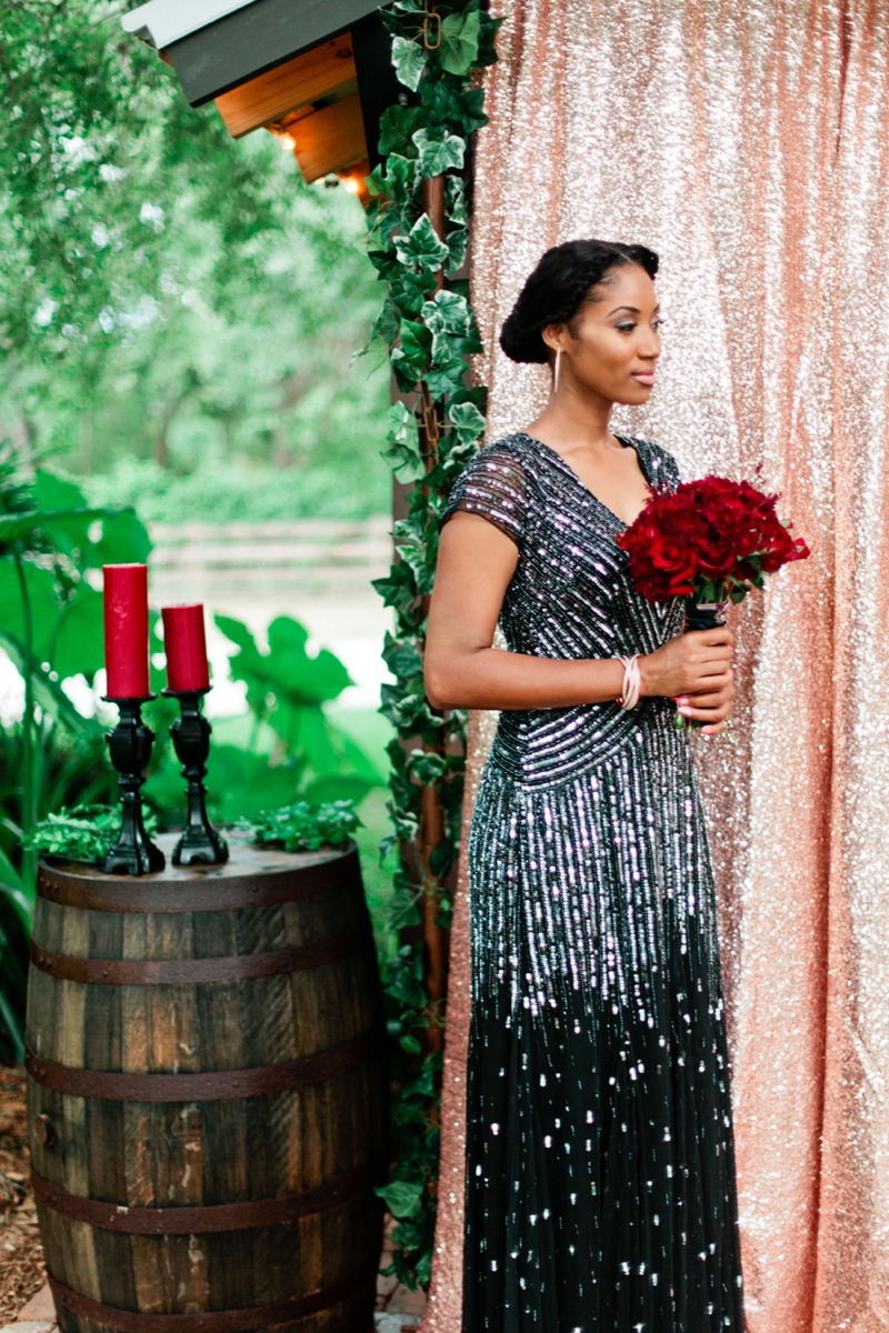 Glamorous Black & Red Autumn Inspired Wedding Ideas via TheELD.com