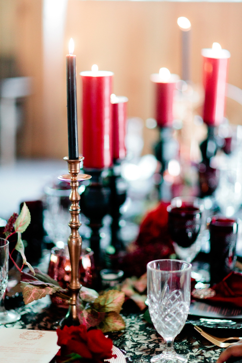 Glamorous Black & Red Autumn Inspired Wedding Ideas via TheELD.com