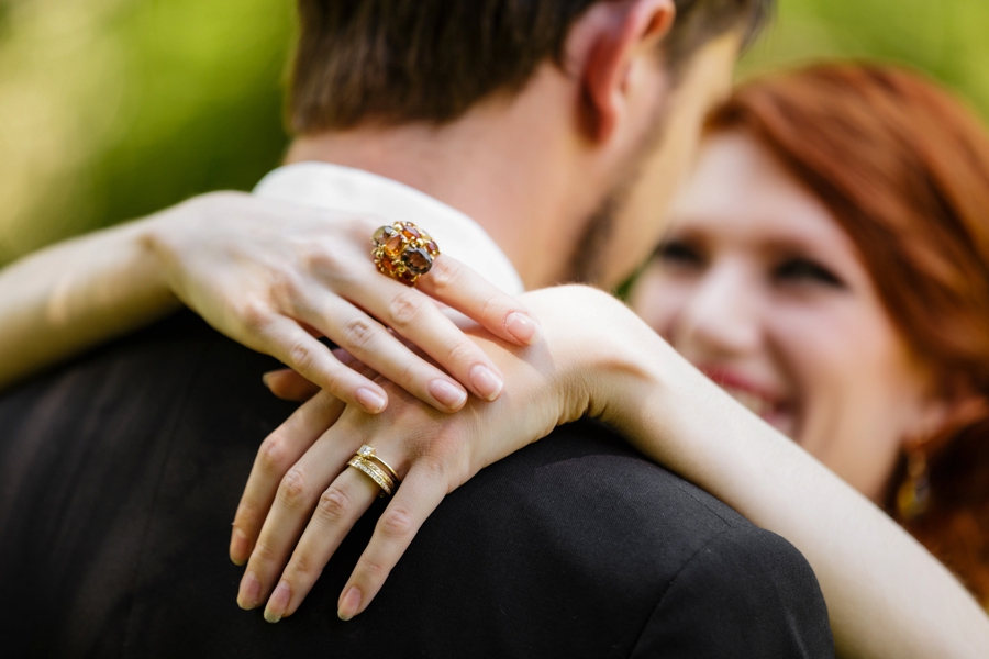 Elegant Red and Black Wedding Inspiration via TheELD.com