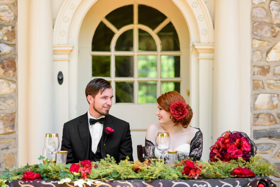 Elegant Red and Black Wedding Inspiration via TheELD.com