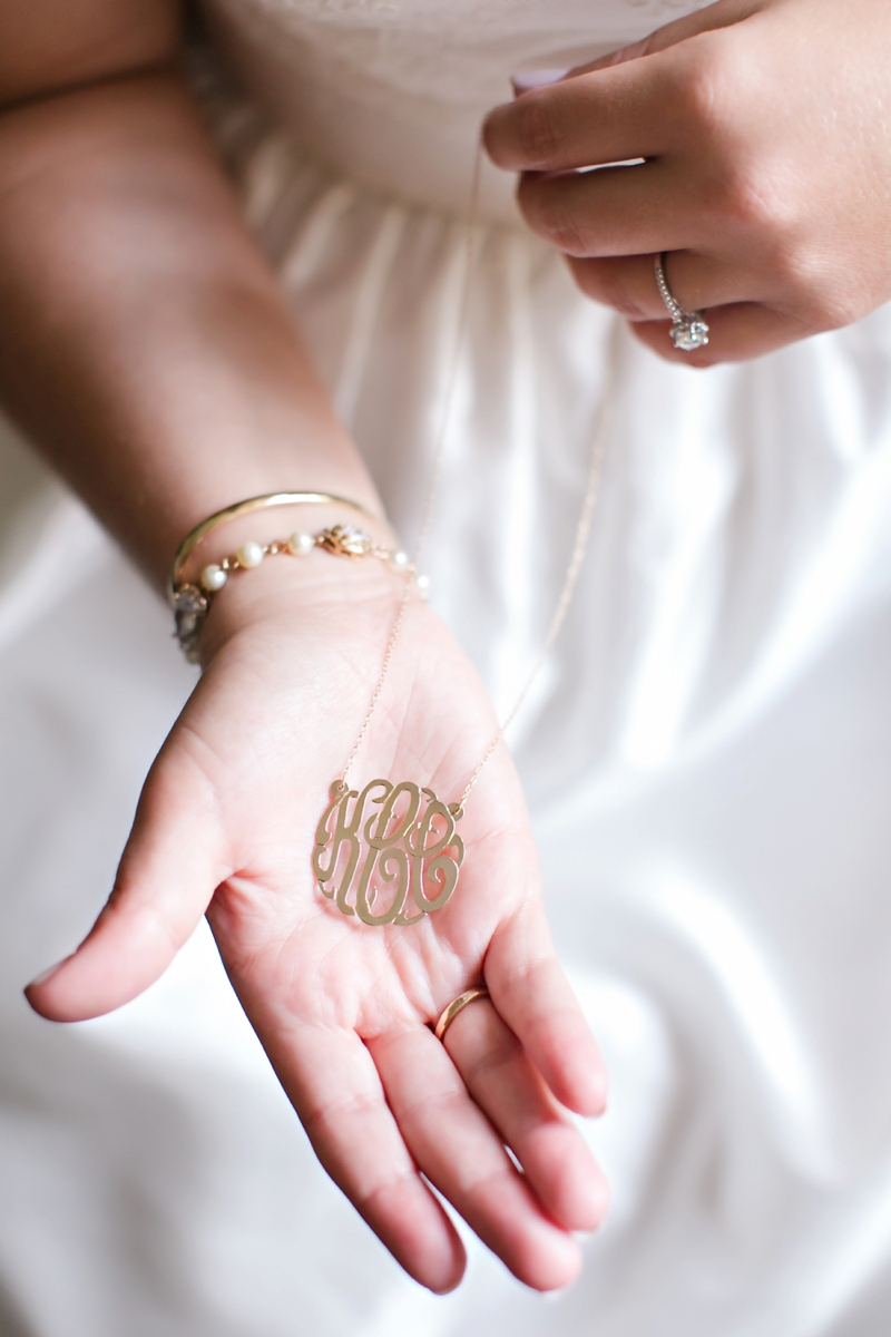 Elegant Pink & White South Carolina Wedding via TheELD.com