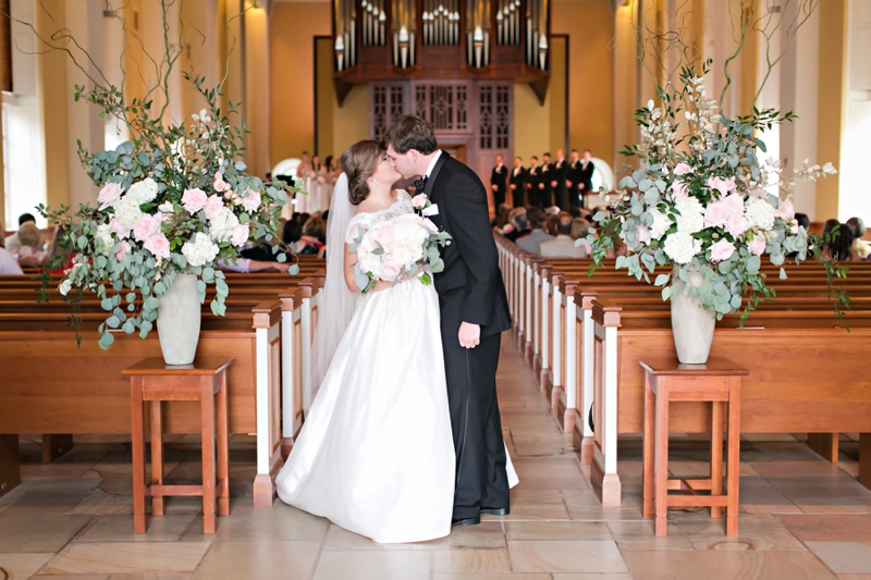 Elegant Pink & White South Carolina Wedding via TheELD.com