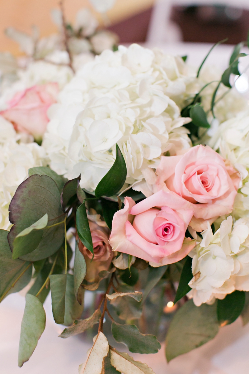 Elegant Pink & White South Carolina Wedding via TheELD.com