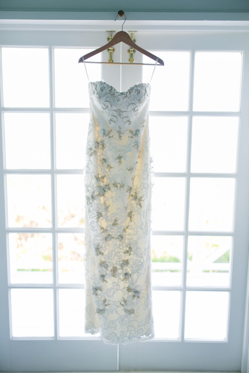 An Elegant Aqua & White Bahamas Wedding via TheELD.com